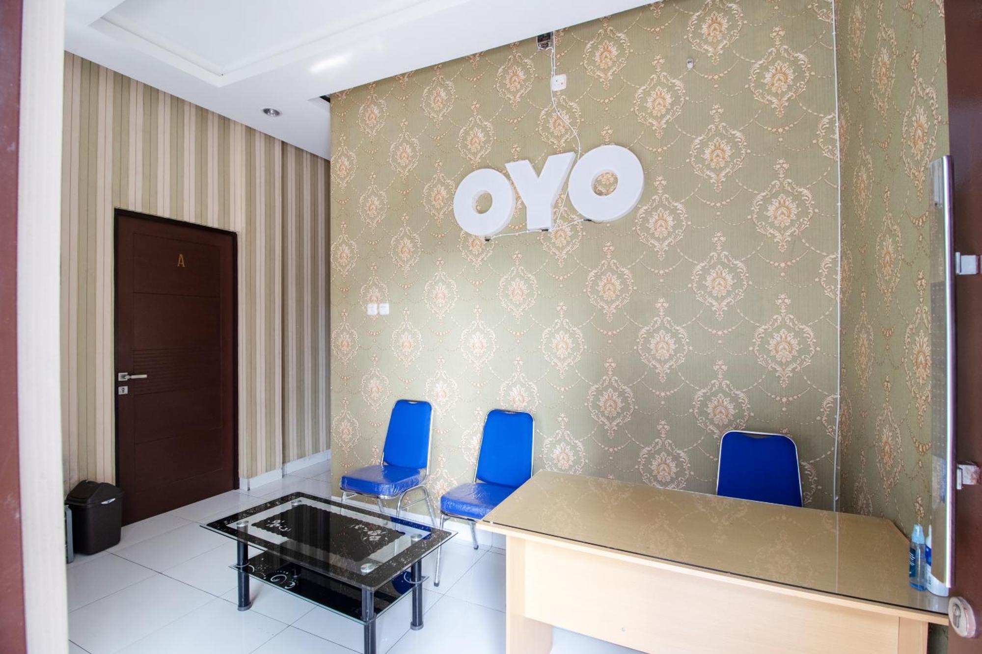 Oyo 3253 Sofia Residence Telukjambe Zewnętrze zdjęcie